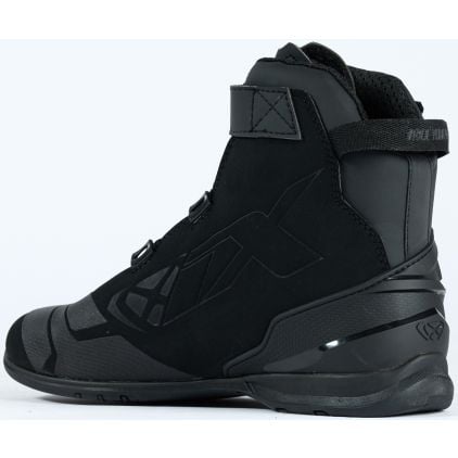 Ixon Bull 2 WP Black Motorcycle Shoes - Chromeburner