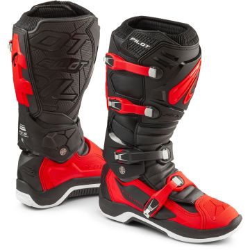 Forma Pilot Motocross Boots