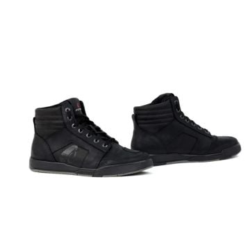 Forma Ground Dry Black Sneaker
